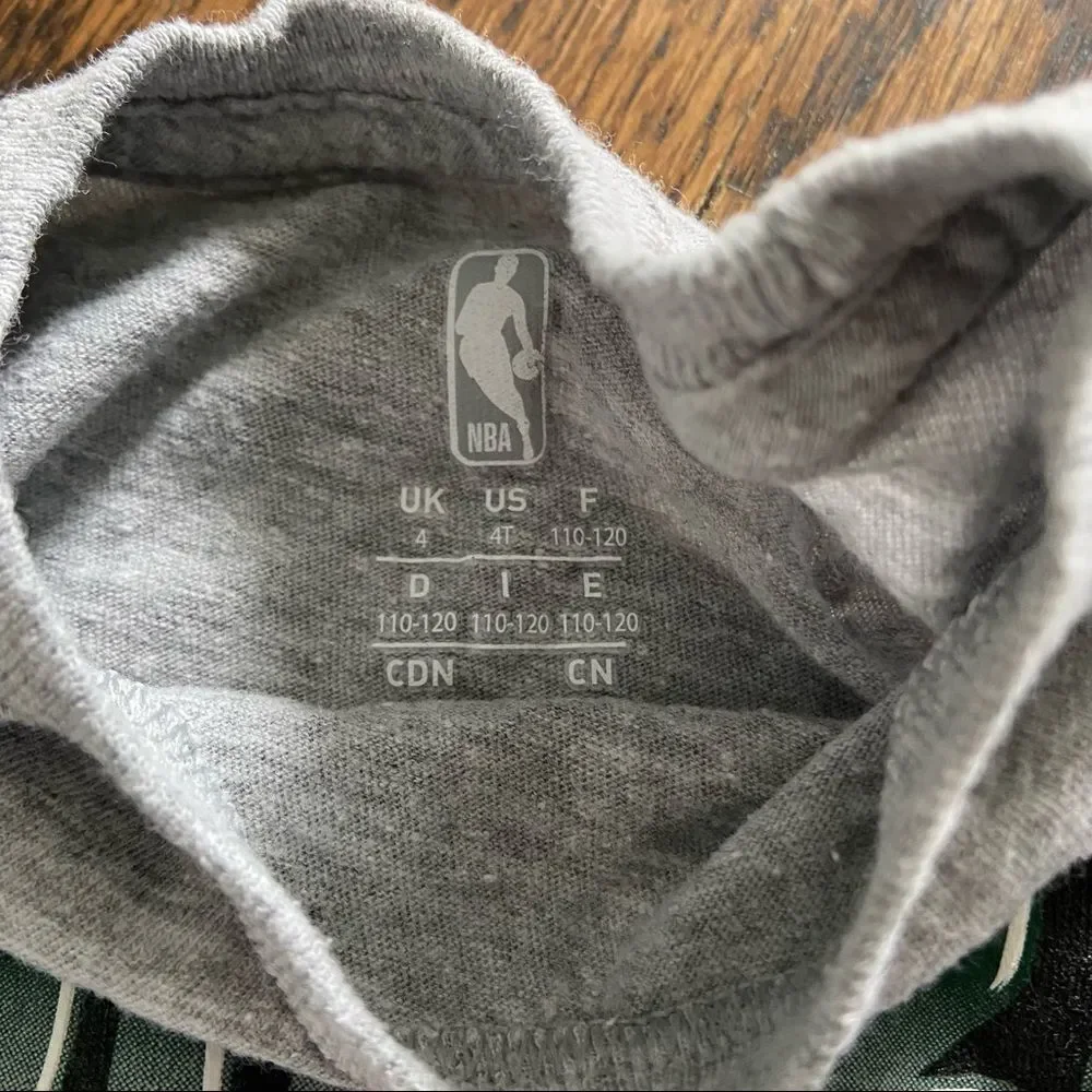 Milwaukee Bucks Unisex NBA Basketball Heather Gray Short Sleeve T Shirt - 4